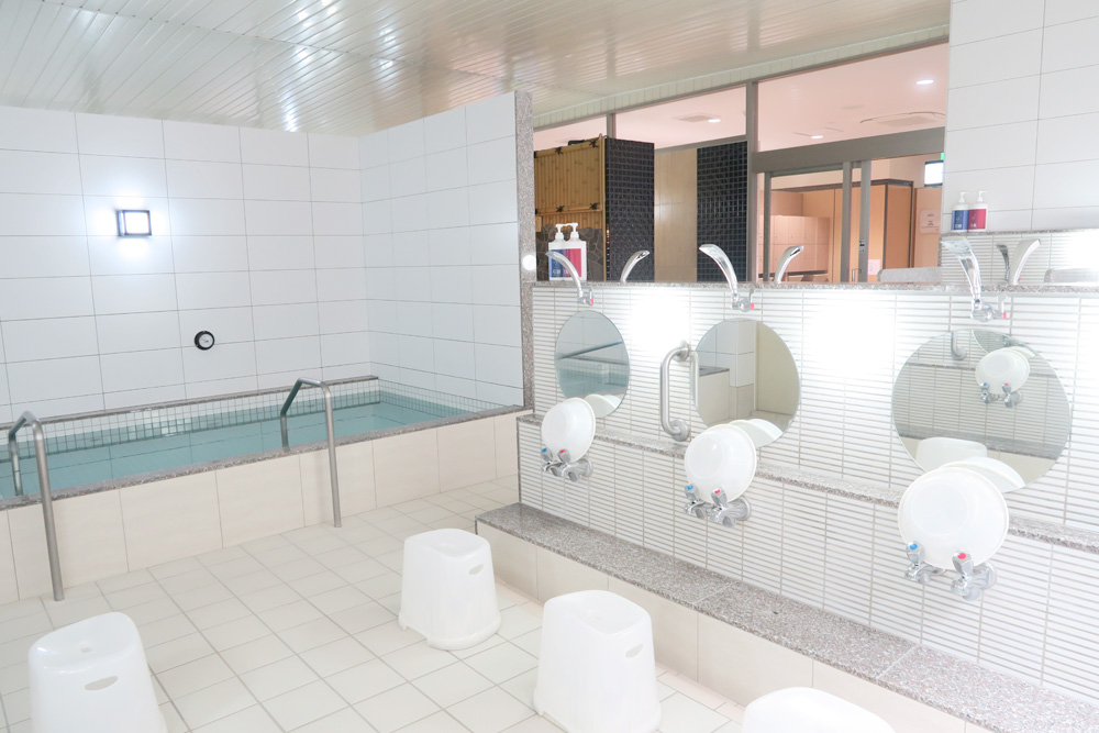 東京の真ん中で温泉を楽しみながら昭和レトロな生活（東京都大田区）